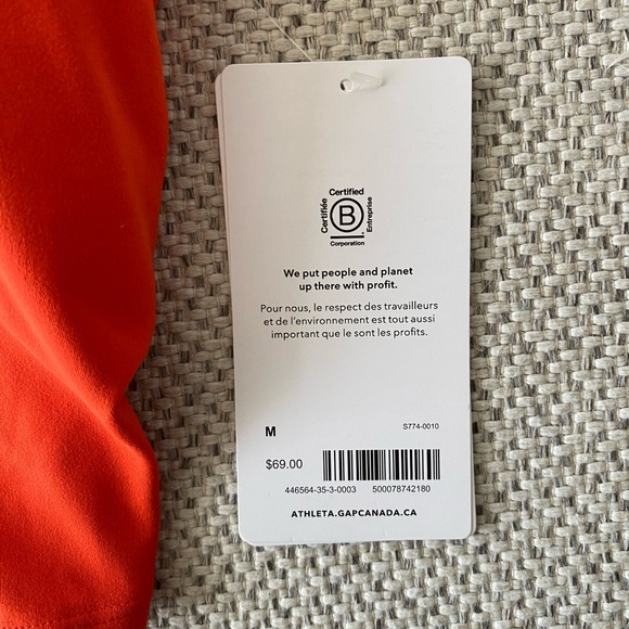 Athleta Conscious Crop A-C cup - Picture 3 of 7